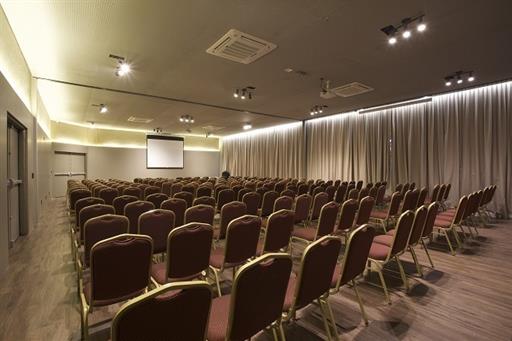 auditório reduzido.jpg