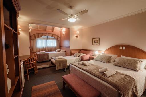 suíte super luxo (1).jpg