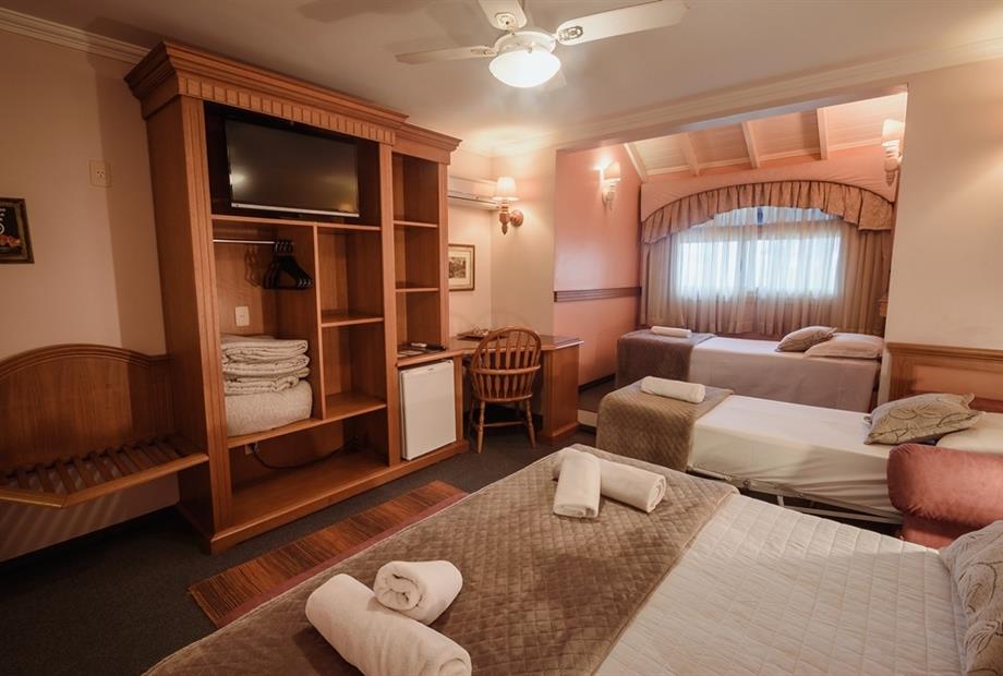 suíte super luxo (4).jpg