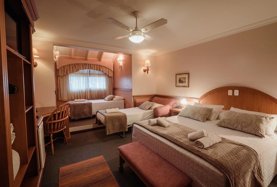 suíte super luxo (1).jpg