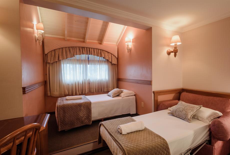 Suíte Super Luxo (2).jpg