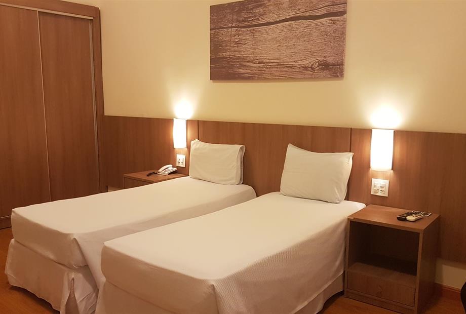 apartamento luxo twin (2).jpg