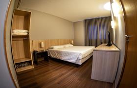 Apartamento adaptado casal do Hotel Campo Largo Express