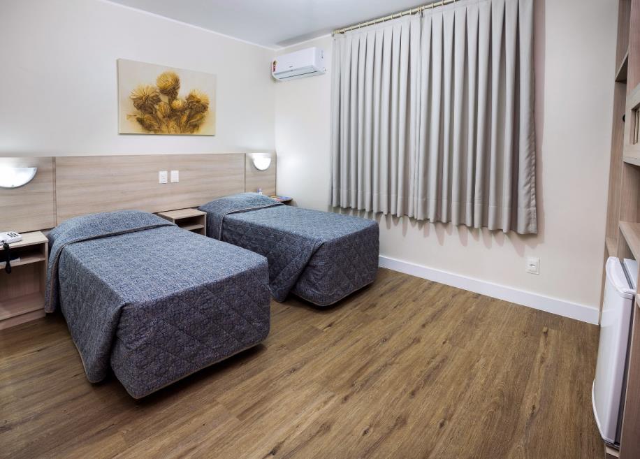 Apartamento duplo solteiro outro ângulo.jpg