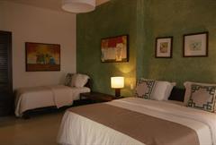 Suite Triplo Vista Rua e  Parcial Mar