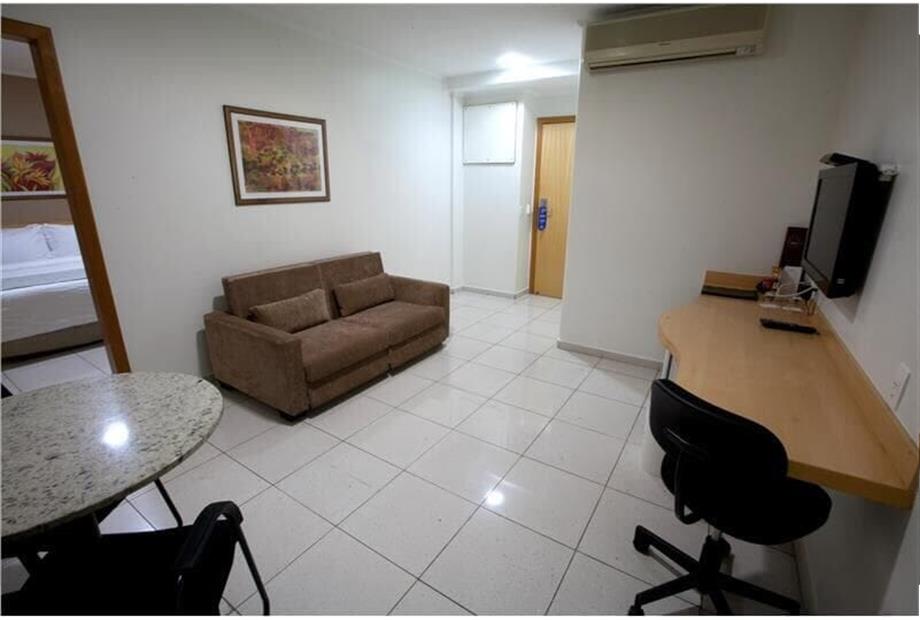 SUITE EXEC CASAL - SALA.jpg