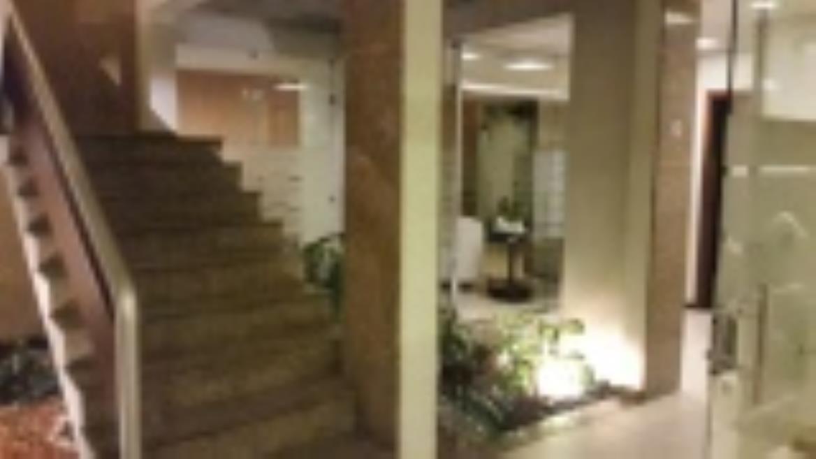 hotel extra 1.jpg