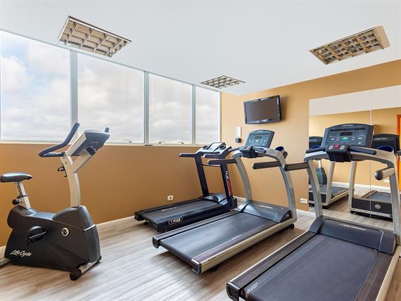 51174_fitness_center_2.jpg