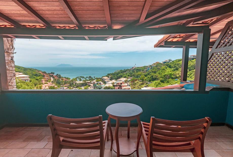 quarto 1 superior duplo-6 (1).jpg