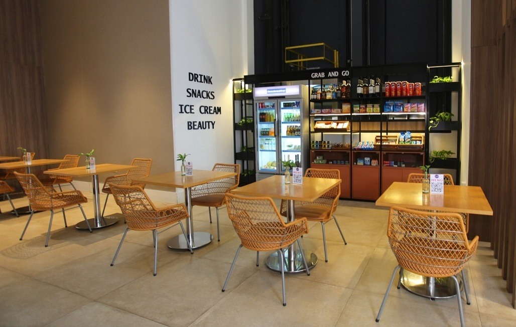 grab & go 0716b50f-8c7c-4d0b-ace9-1f07e4fa0022.jpg
