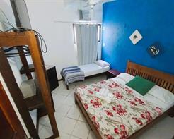 Quarto Triplo Casal