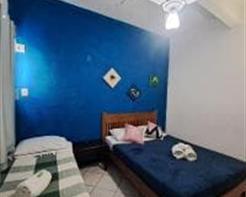 Quarto Triplo Casal