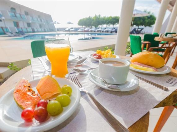 cafe da manhã 2.jpg