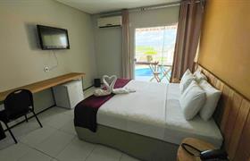 LUXO SGL (FRENTE PISCINA) do Arrey Beach Hotel