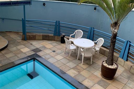 piscina lado direito 2.jpg