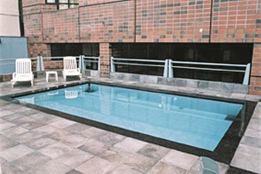 piscina.jpg