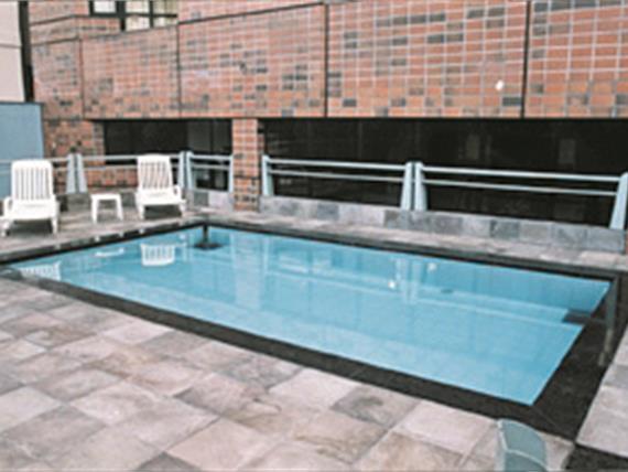 piscina.jpg