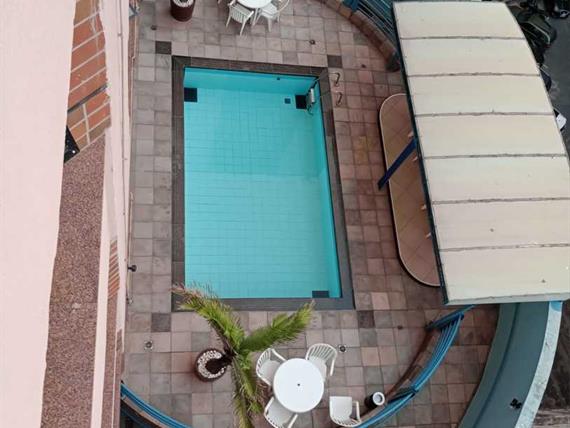 piscina vista de cima.jpg