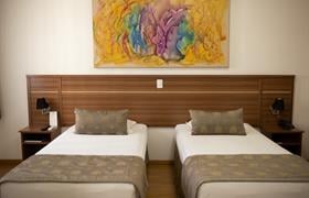 Twin Luxury de Faro Hotel São José dos Campos