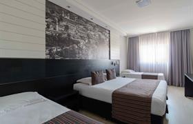 Luxury family of Faro Hotel Taubaté