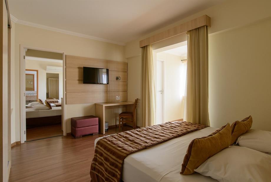 hotelfaro-5260.jpg