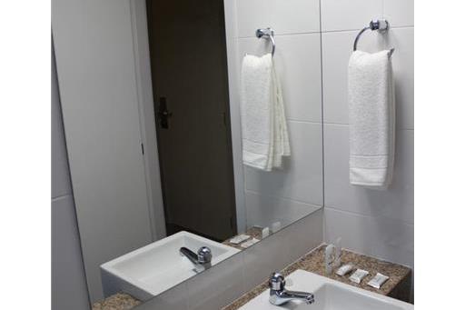 35138319 banheiro.jpg