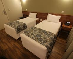 Standard - 2 camas de solteiro