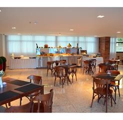 81839479 restaurante.jpg