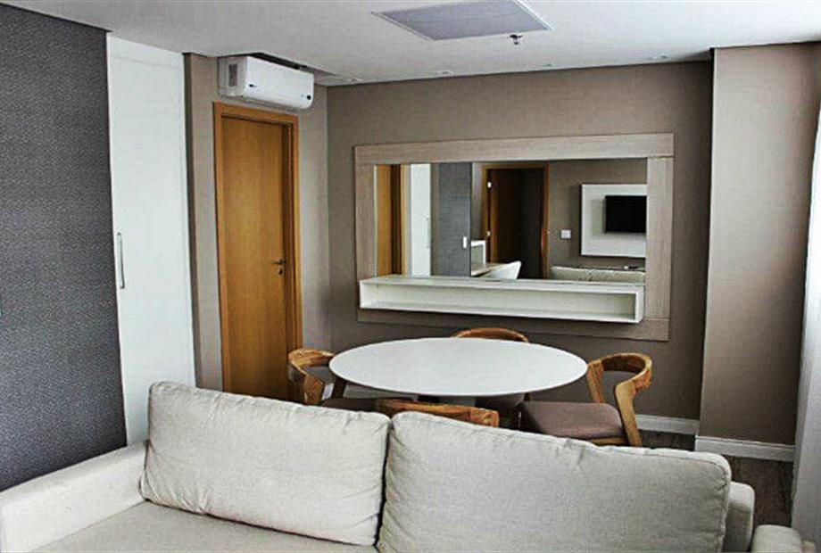 ville-celestine-condo-hotel-room-mesa-e-sofa1.jpg