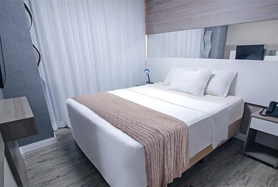 Ville Celestine  (1) - lq.jpg