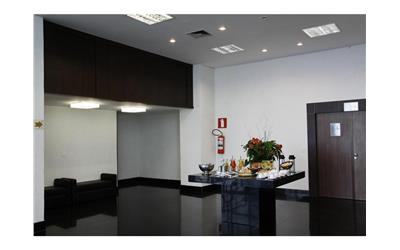 Foyer2.jpg