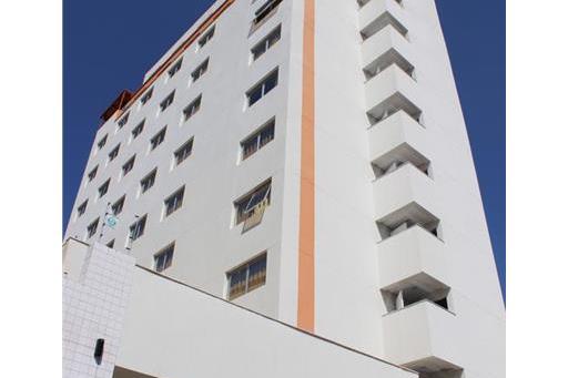 79293959 fachada.jpg