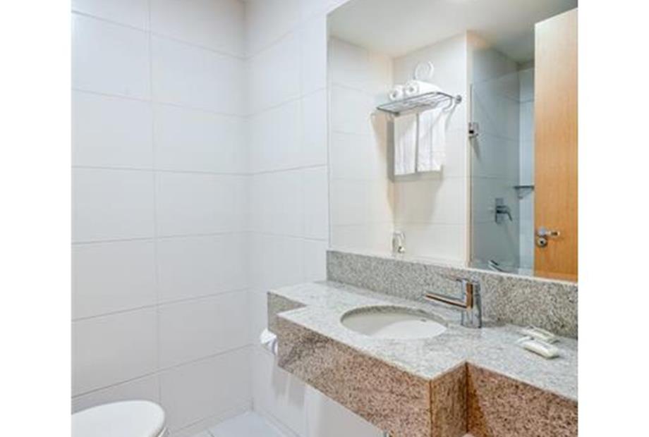 36134753 banheiro.jpg