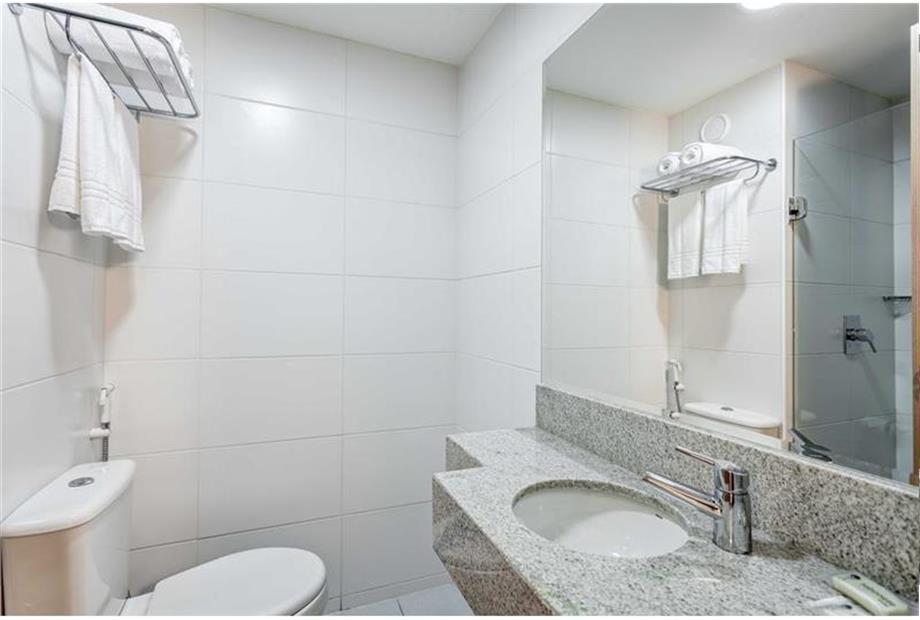 36190314 banheiro 2.jpg