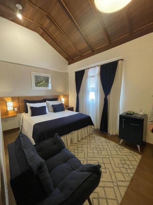 hotel aromas de penedo.jpg