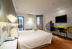 Suíte - 1 cama de casal