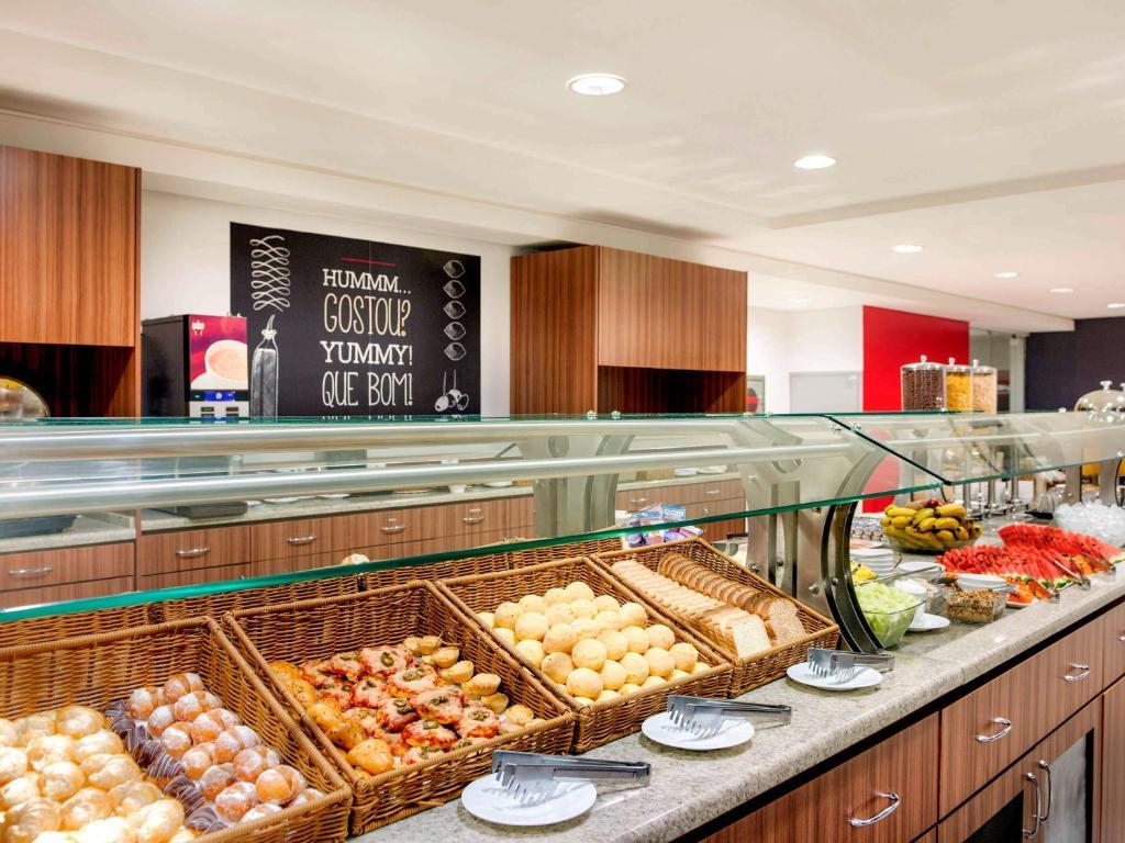 Illustrative image of Ibis Curitiba Shopping