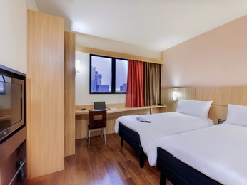 Illustrative image of Ibis Curitiba Shopping