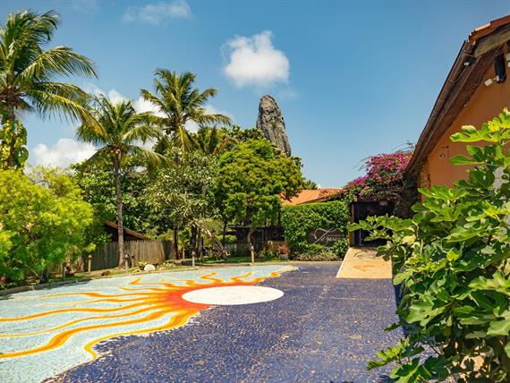 entrada da pousada.jpg