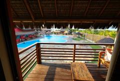 Suíte Frente Piscina