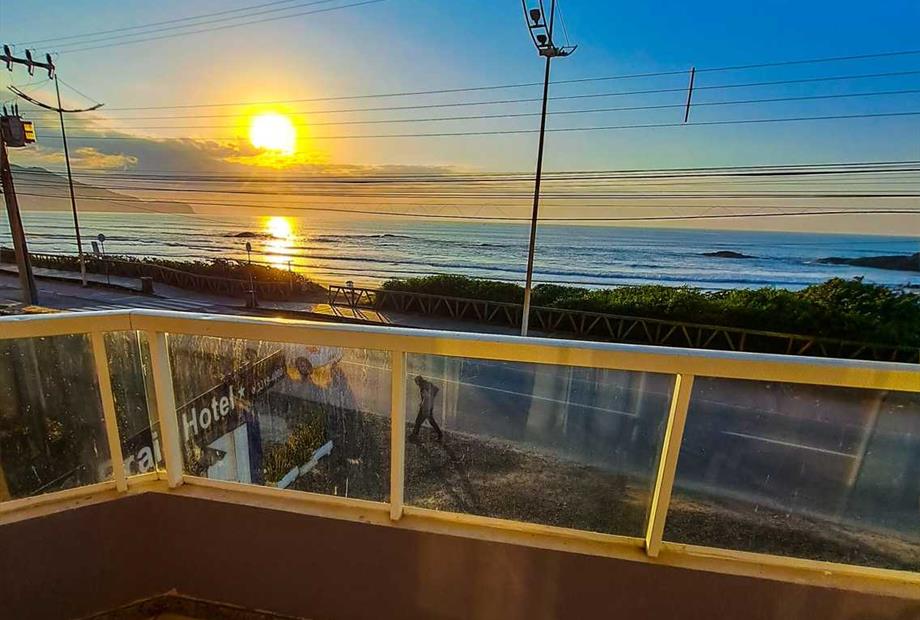 sacada frente mar .jpg