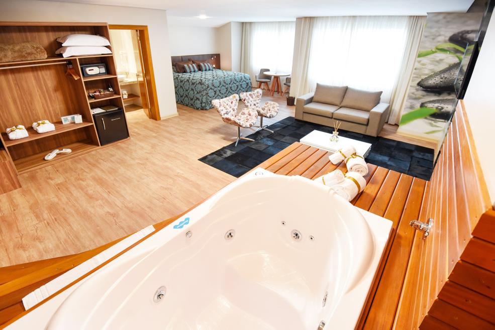 suite 3.jpg