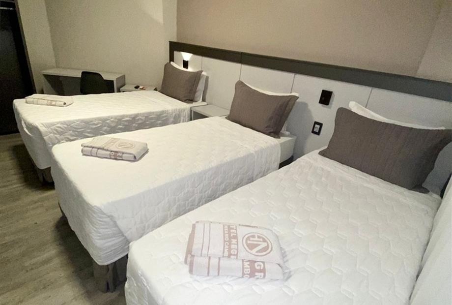 standard triplo - 03.jpg