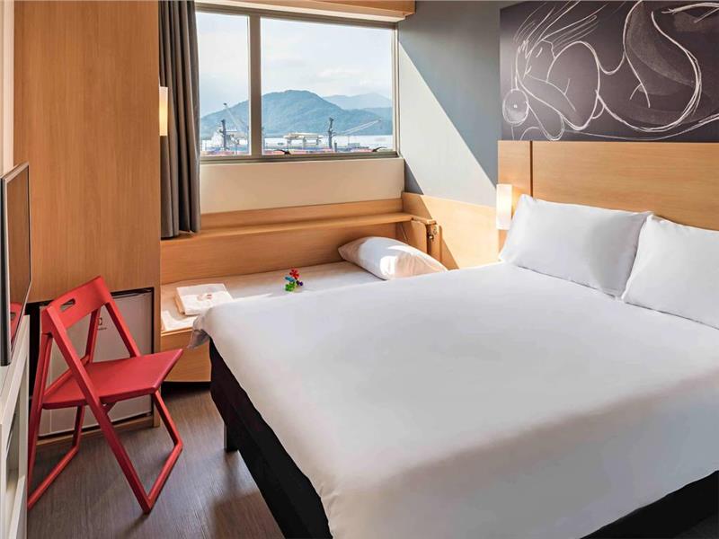 Illustrative image of Ibis Santos Valongo