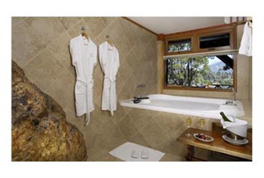 Doble jacuzzi y piedra natural