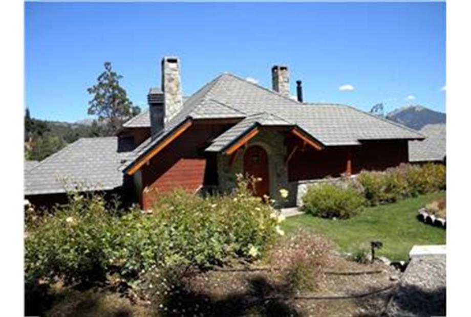 Entrada Residencia de dos suites con Spa Privado