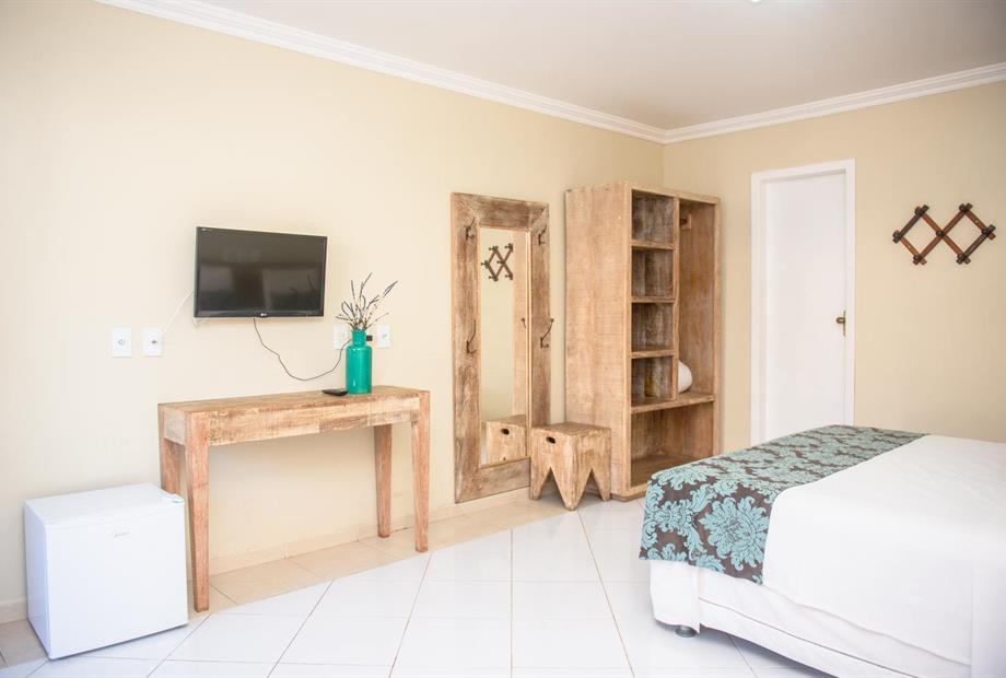 quarto 130 - baixa-1.jpg