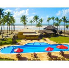 Vista piscinas e restaurante