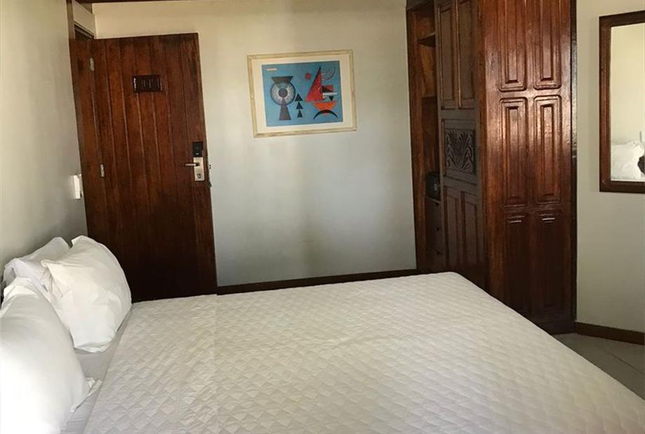 apartamento luxo casal vista mar (3).jpeg