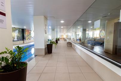 piscina 02 - omnibees.jpg